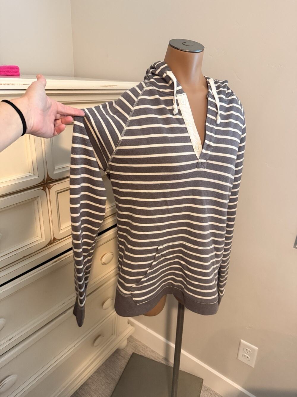 Striped Hooded Sweatshirt Gray Cream Size Women’s Large